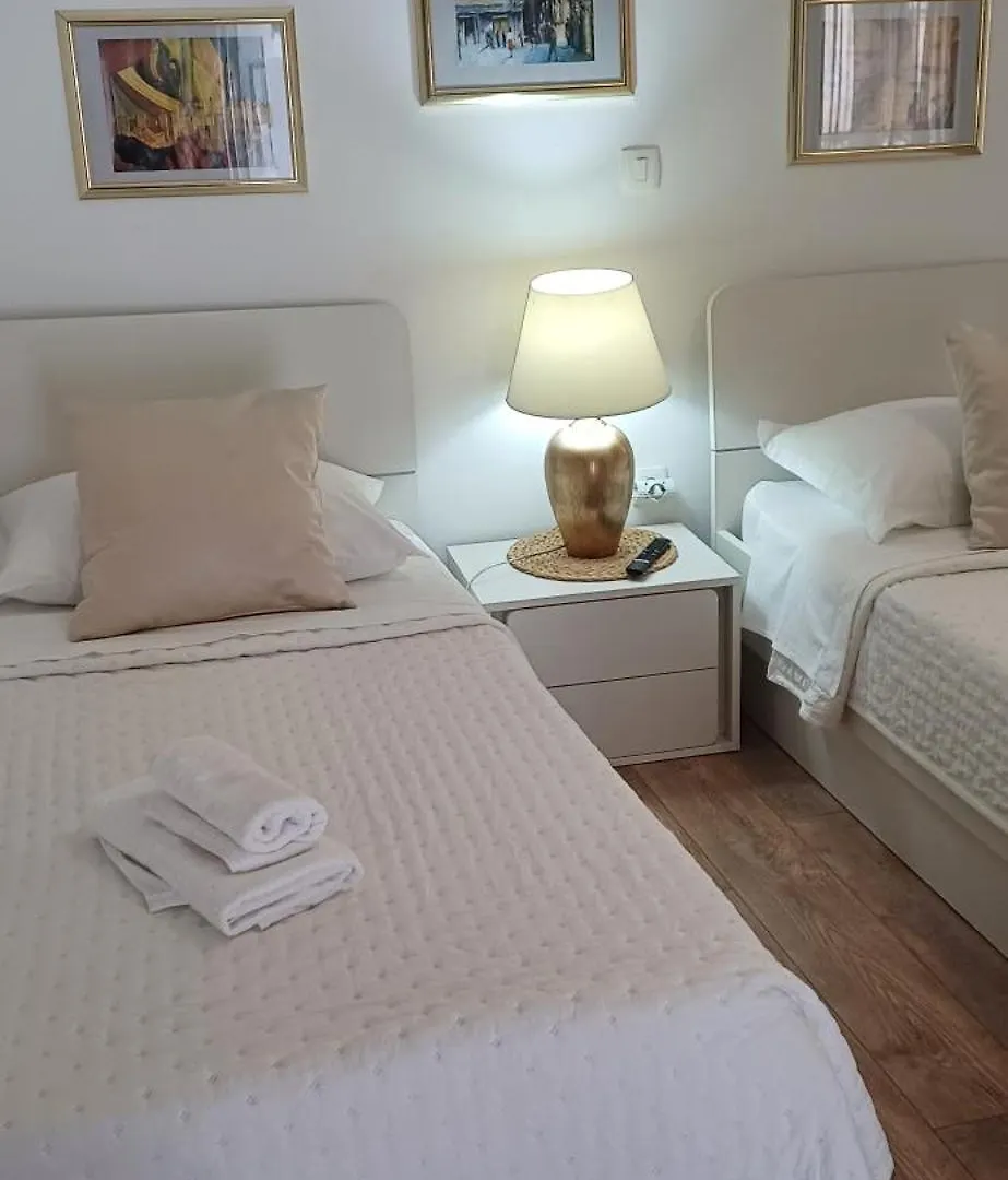 Private Apartments In Diocletians Palace Split
