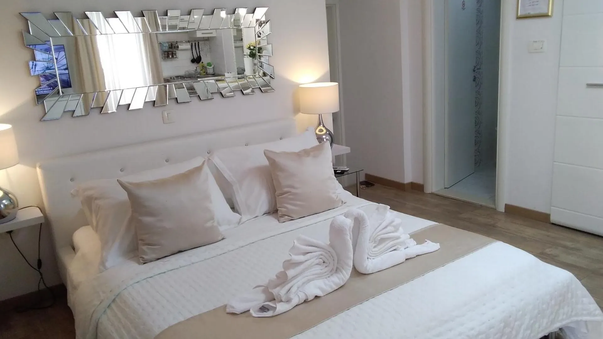 Private Apartments In Diocletians Palace Split