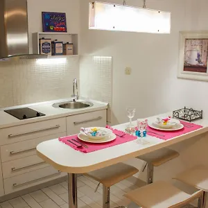 Apartamento Romance, Split