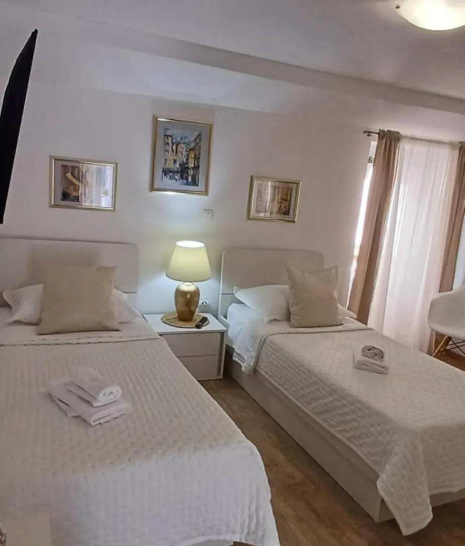 Private Apartments In Diocletians Palace Split