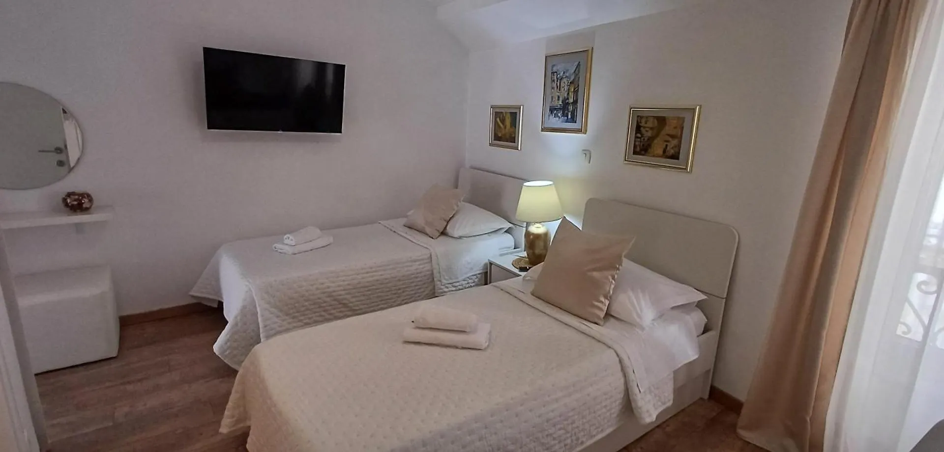 Private Apartments In Diocletians Palace Split Croatia
