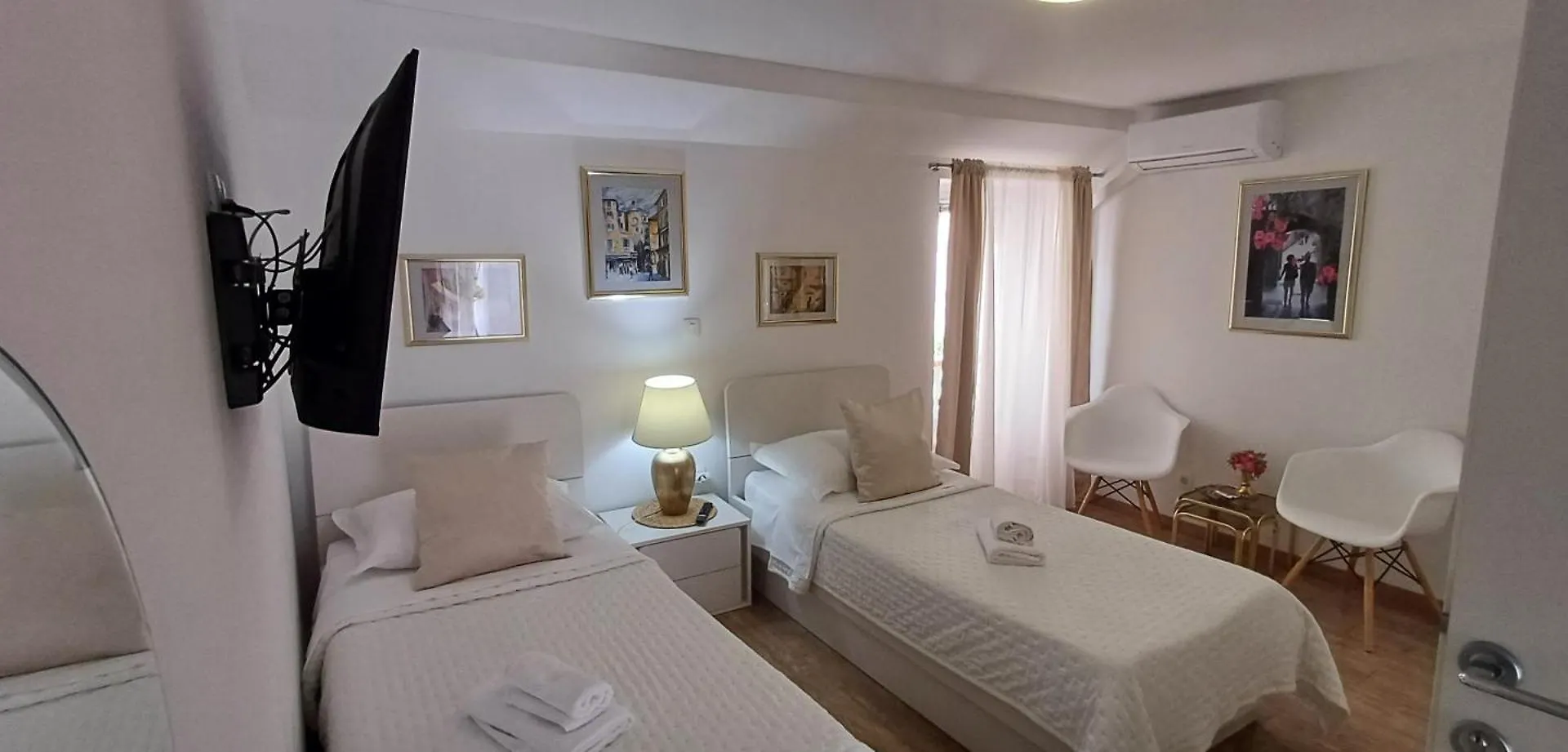 Private Apartments In Diocletians Palace Split