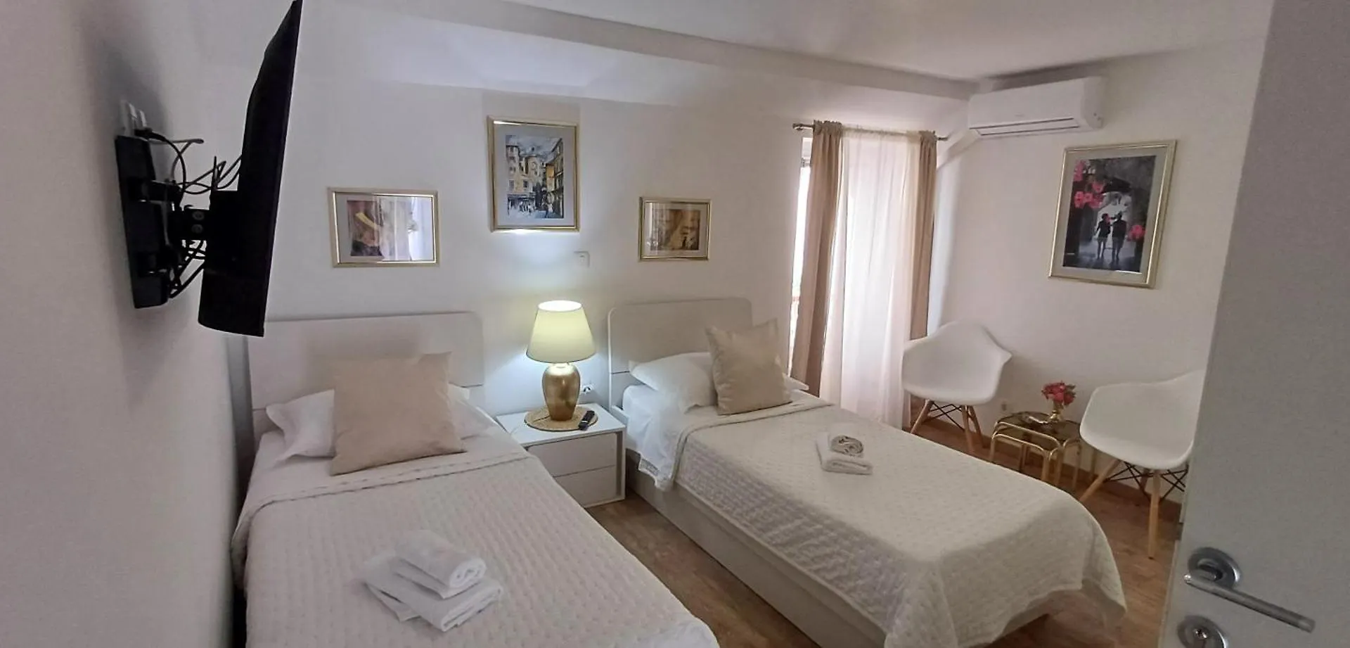 Private Apartments In Diocletians Palace Split