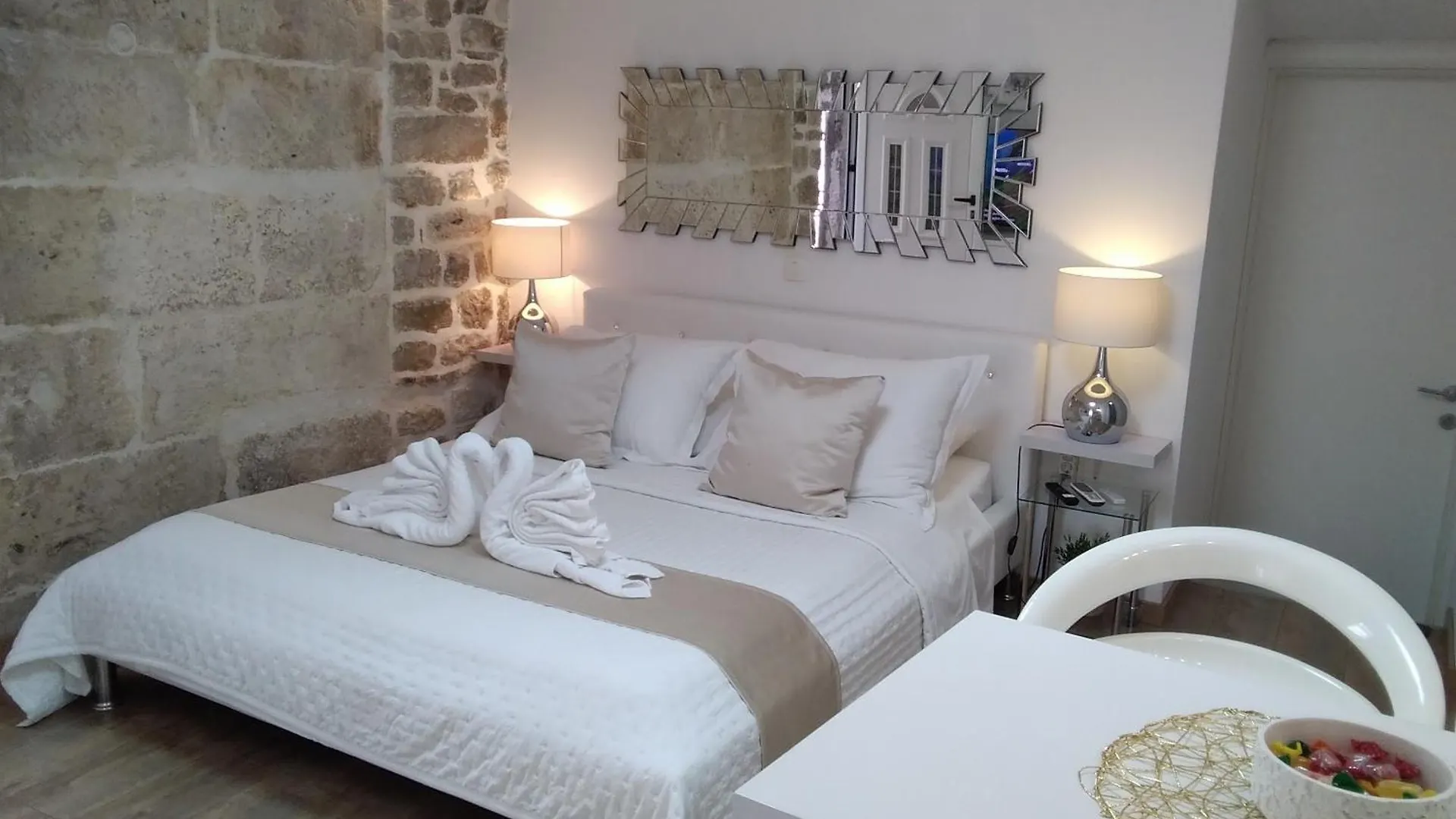 Private Apartments In Diocletians Palace Split
