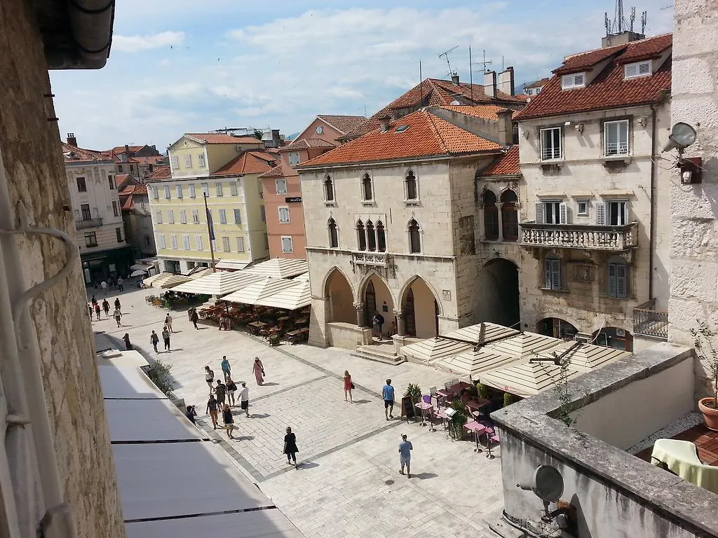 Private Apartments In Diocletians Palace Split Croácia